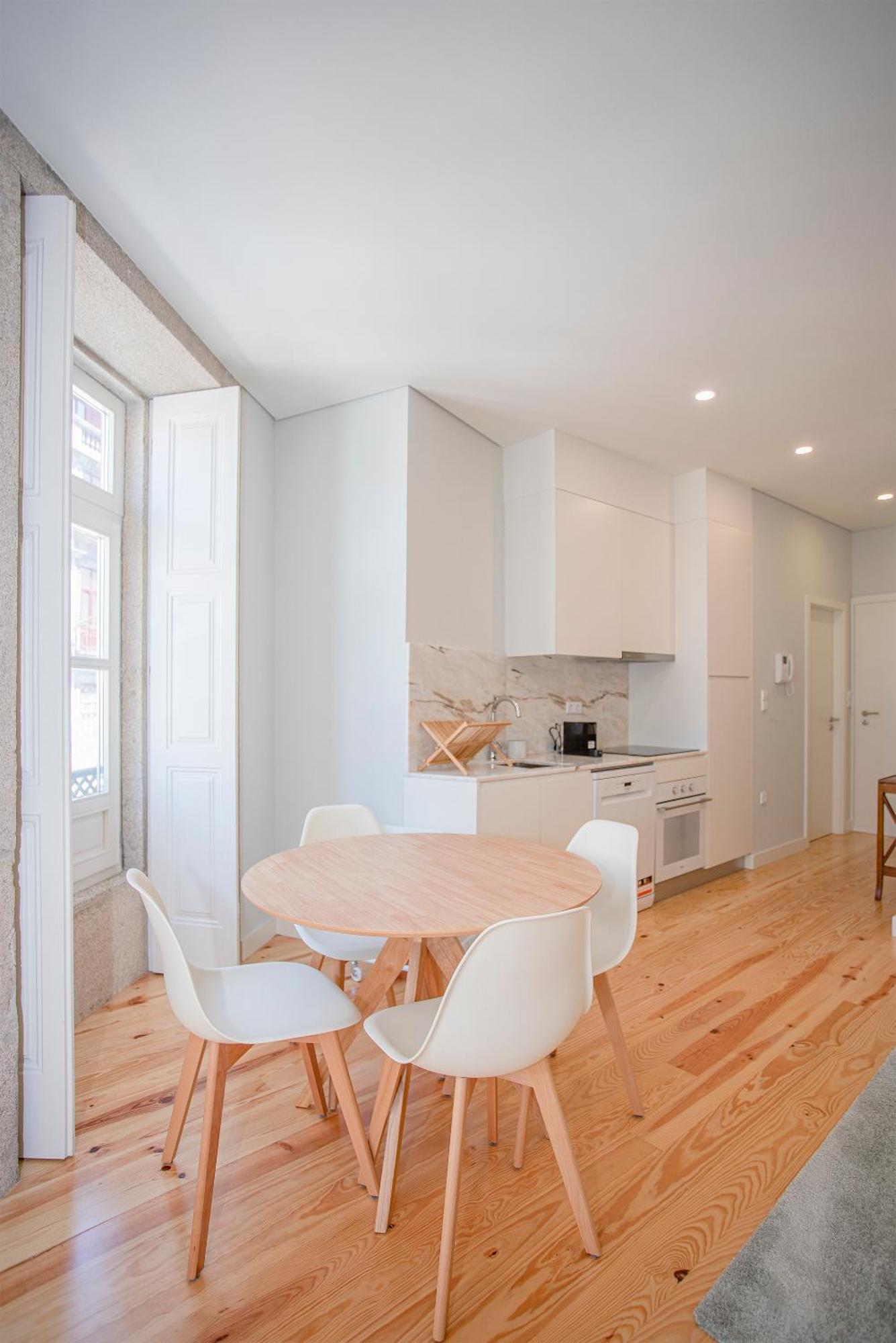 Liiiving In Porto - Aliados Stone Apartment Екстер'єр фото