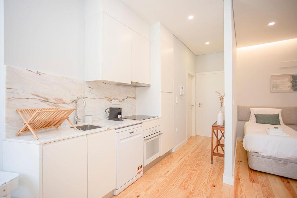 Liiiving In Porto - Aliados Stone Apartment Екстер'єр фото