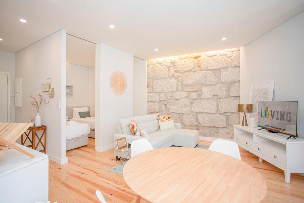 Liiiving In Porto - Aliados Stone Apartment Екстер'єр фото